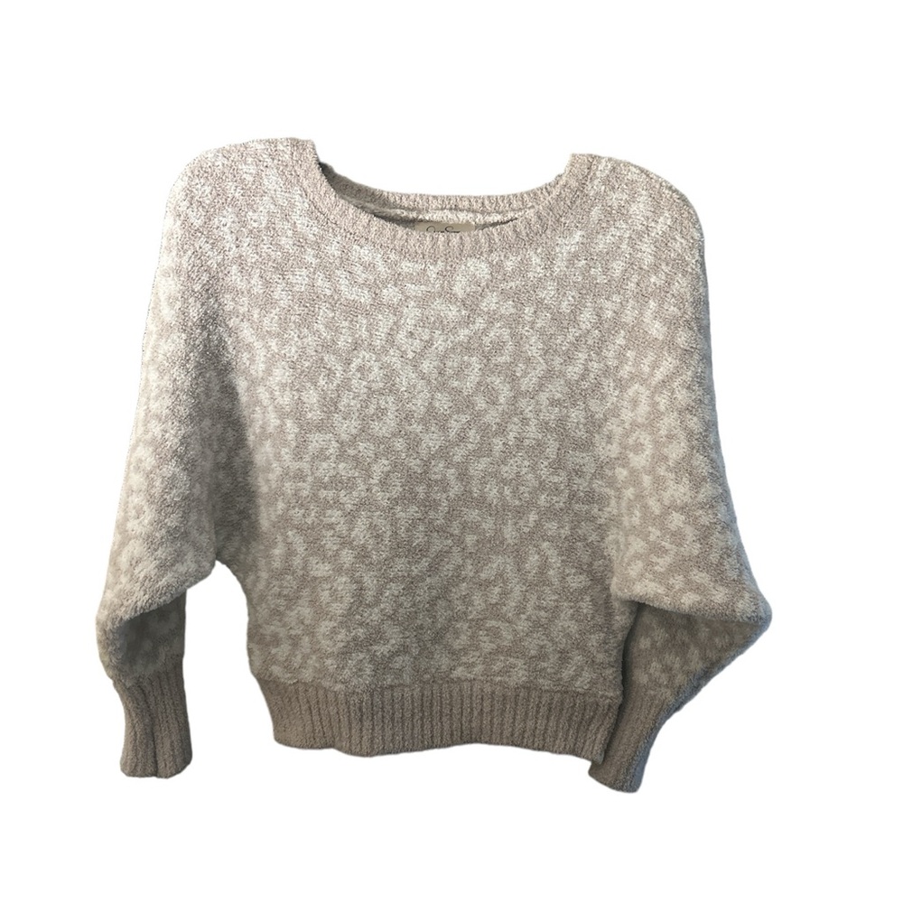 Women’s small Jessica Simpson tan and white cheetah print sweater